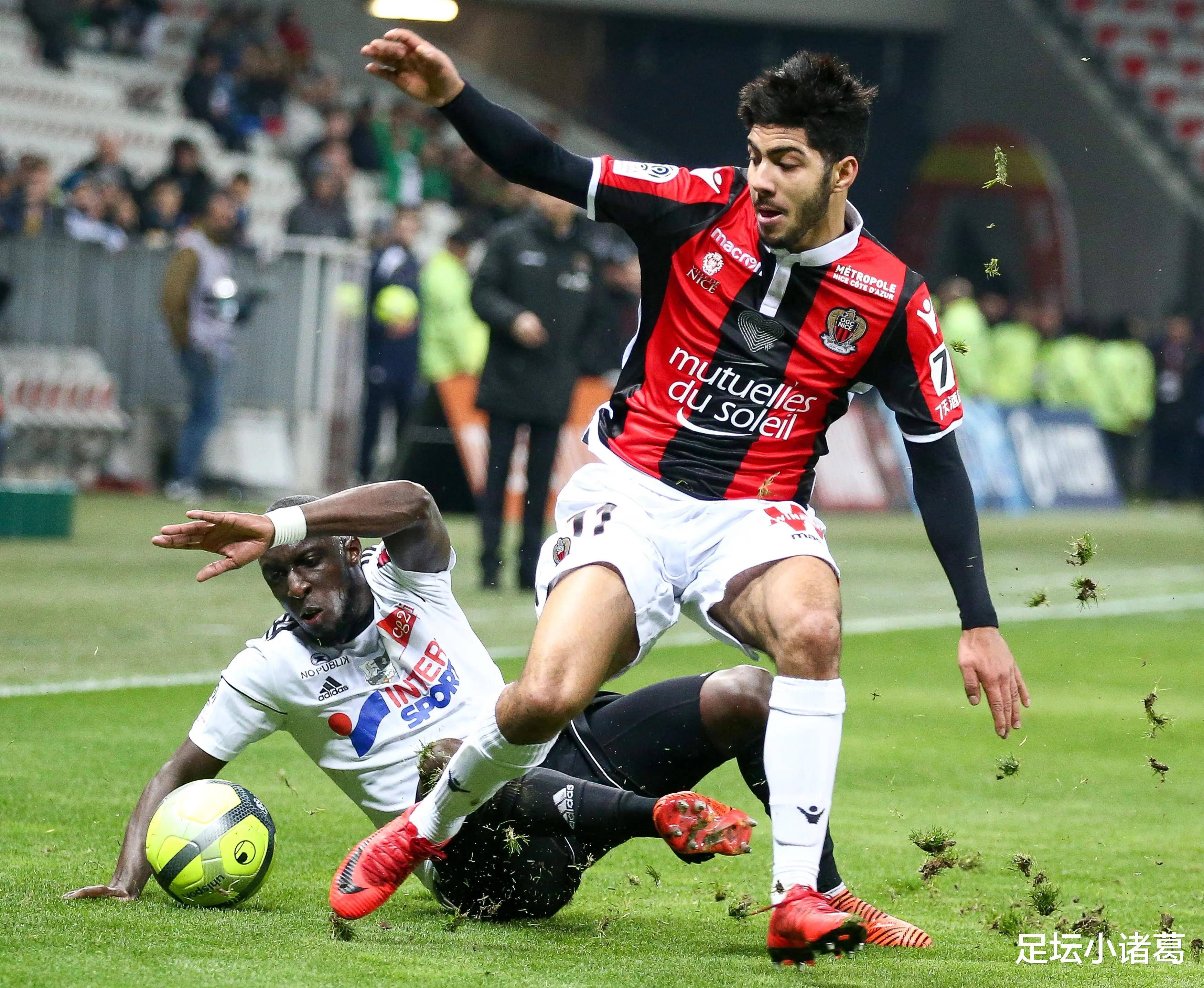 南特客场击敌法尔考,盼夺得三分 南特客场击敌法尔考,盼夺得三分