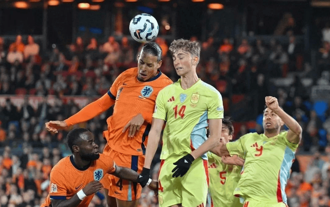 荷兰队在欧预赛比赛中取得胜利,积分榜上升的简单介绍 荷兰队在欧预赛比赛中取得胜利,积分榜上升的简单介绍