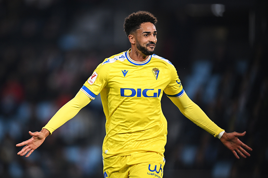 格拉纳达主场大胜，阿尔梅里亚无力回天的简单介绍