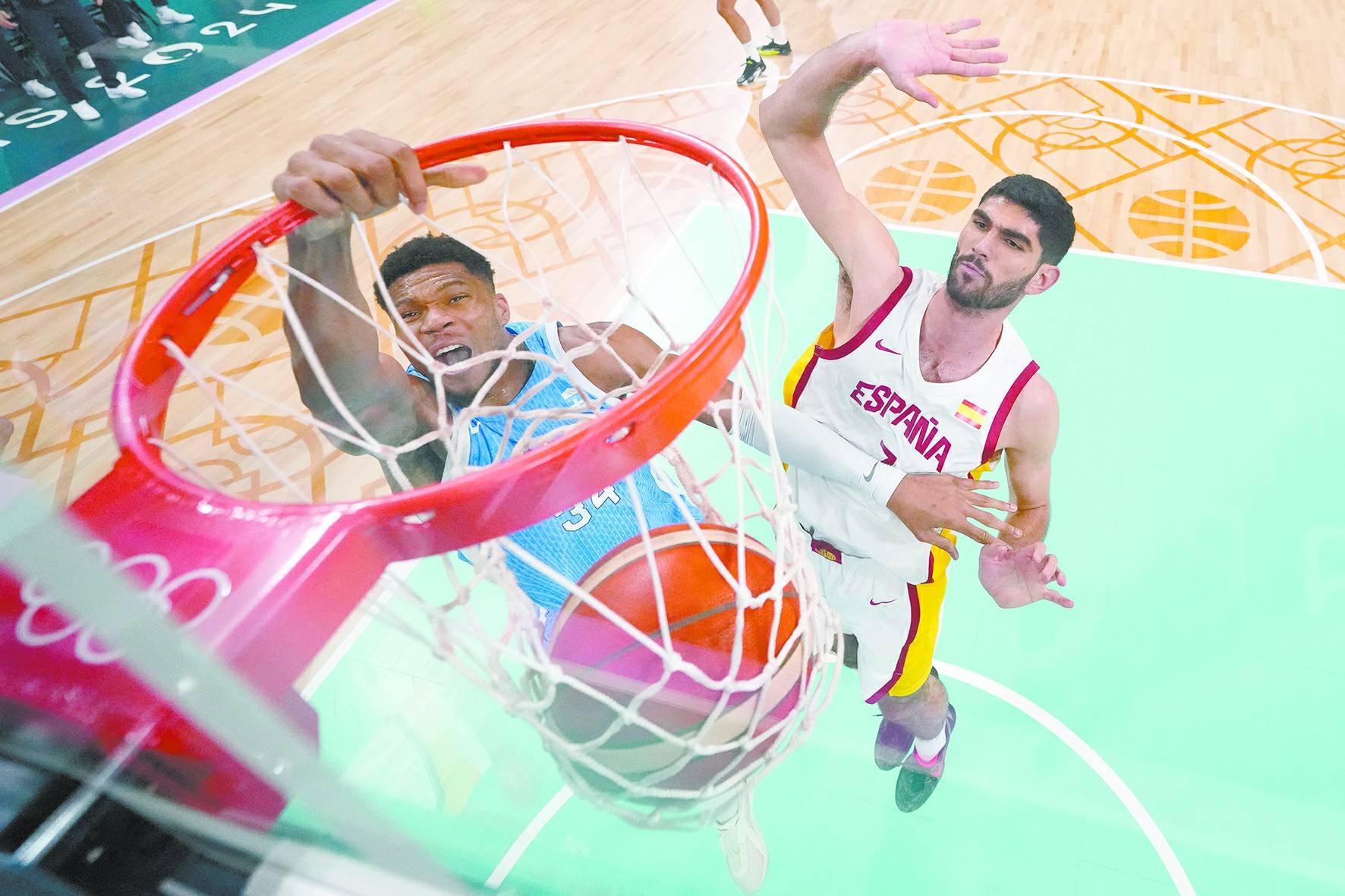 希腊主场遭遇西班牙惨败,欧锦赛资格不保的简单介绍 希腊主场遭遇西班牙惨败,欧锦赛资格不保的简单介绍