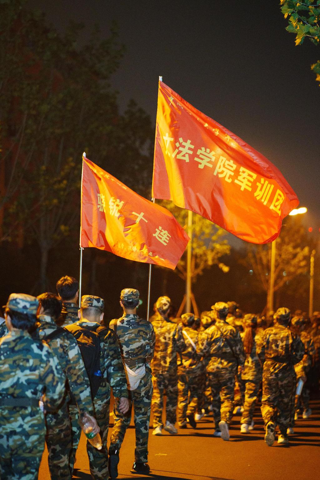 凯泽斯劳滕士气高昂,备战关键战役的简单介绍 凯泽斯劳滕士气高昂,备战关键战役的简单介绍