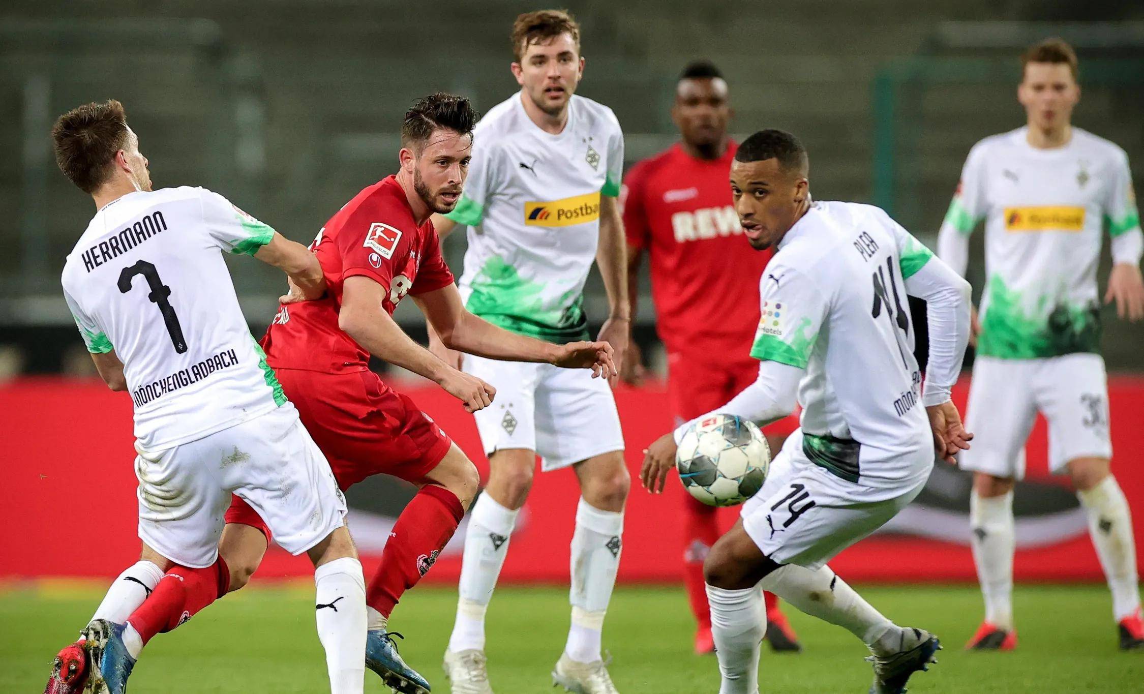 包含阿贾克斯力克巴塞罗那，成功晋级欧冠半决赛！的词条