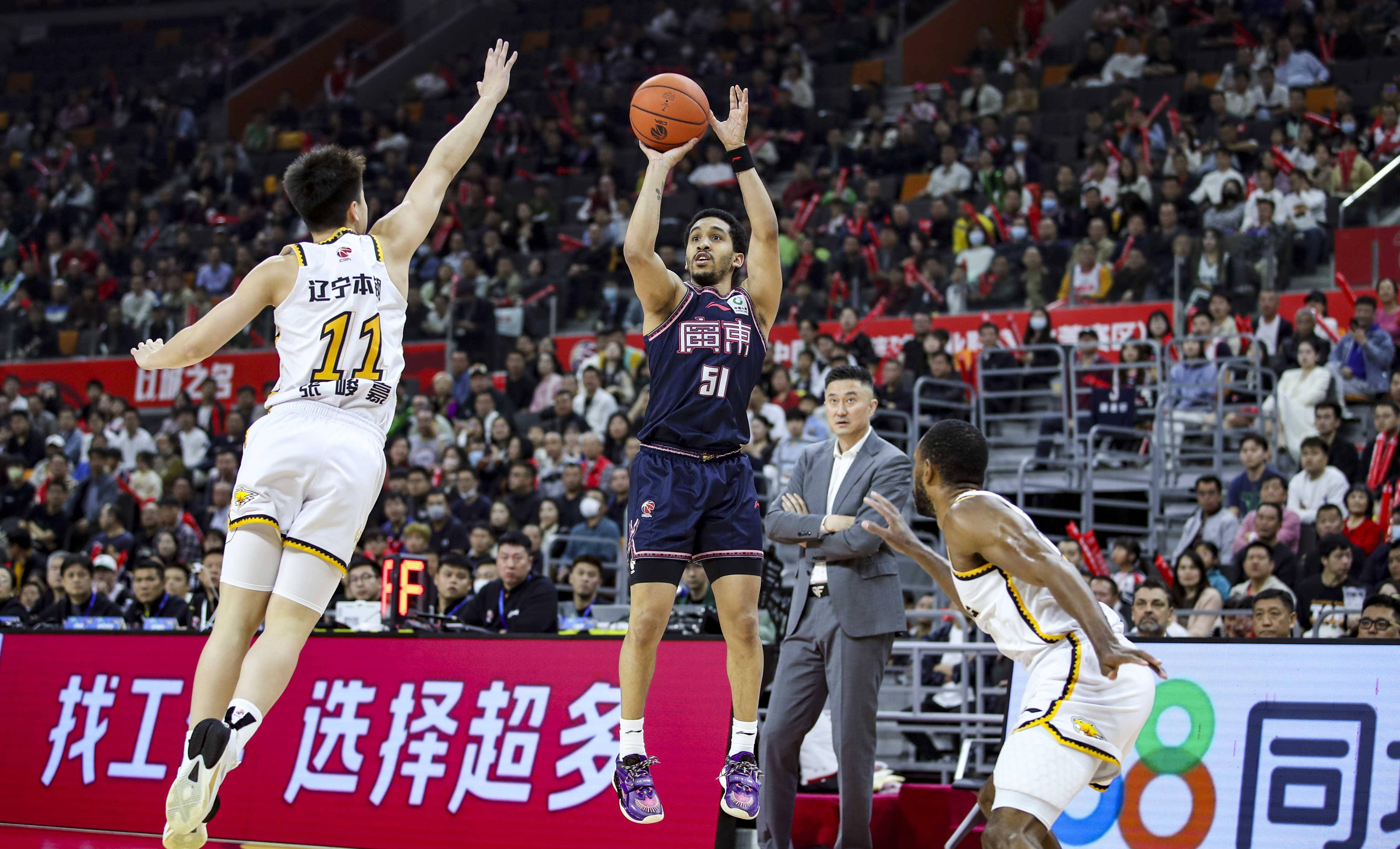 东北虎队在主场连胜,队员们坚韧不拔的简单介绍 东北虎队在主场连胜,队员们坚韧不拔的简单介绍